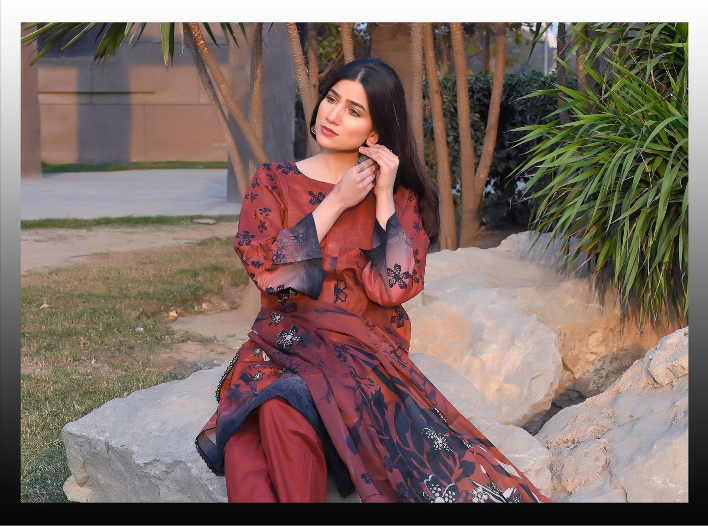 ๐ธ Khwaahish - Elegant 3-Piece Unstitched Suit ๐ธ