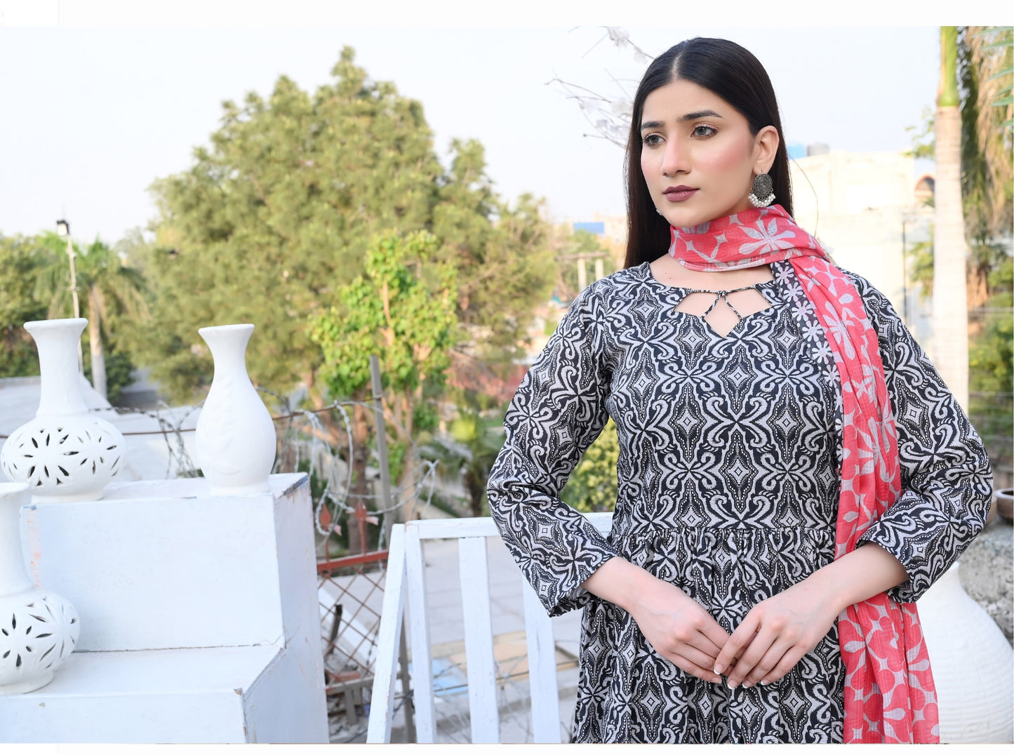 ✨ Mustani | 3-Piece Unstitched Suit with Vell Dupatta ✨ 🌸 Digitally Printed | Box Design | Elegant Look 🌸